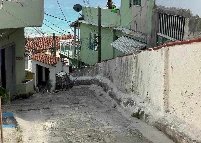 Casa Com 2 Quartos Na Prainha Em Arraial Do Cabo, 20 Metros Da Praia